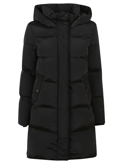 Woolrich Padded Hooded Mid-length Jacket With Structured Silhouette In Black