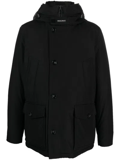 WOOLRICH PADDED JET BLACK PARKA WITH LOGO PRINT AND DRAWSTRING HOOD