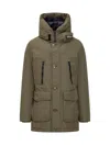 Woolrich Hooded Padded Parka In Greenstone