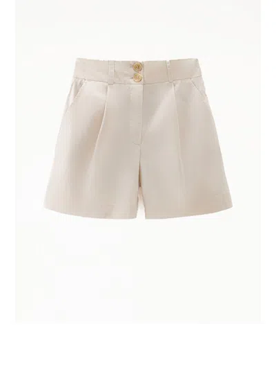 Woolrich Pleated High-waisted Shorts In Light Oak