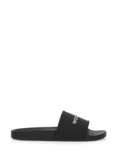 Woolrich Slide Sandal With Logo In Black