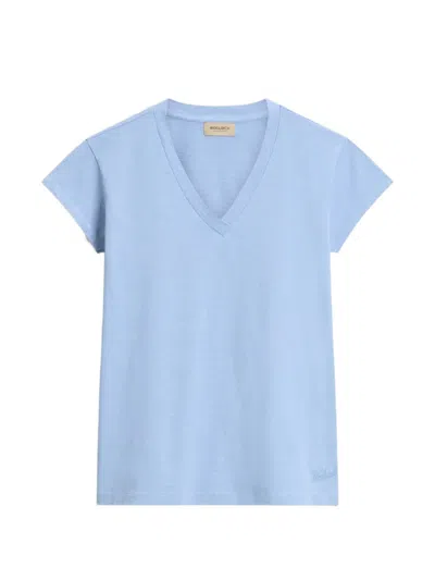 Woolrich Slub-texture V-neck T-shirt In Blue