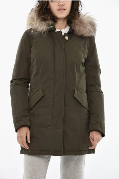 Woolrich Solid Color Luxury Down Jacket With Contrasting Buttons In Green