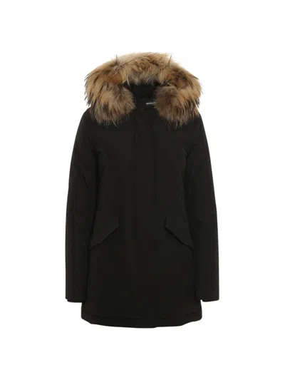 Woolrich Structured Black Parka With Racoon Fur Trim