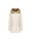 Woolrich Tailored Women's Coat With Button-down Front In White