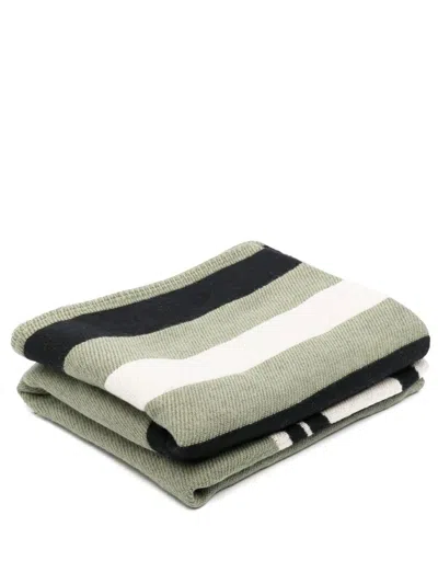 Woolrich Trail Logo-jacquard Blanket In Green