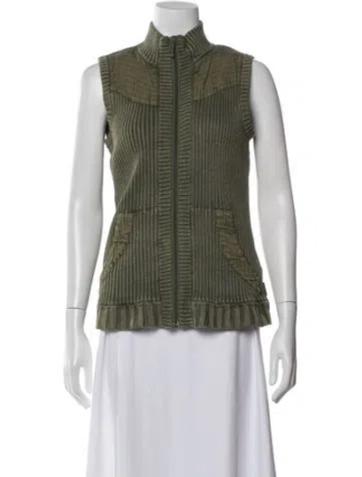Pre-owned Woolrich Vest In Green