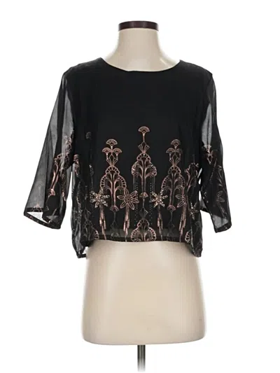 Pre-owned World Market 3/4 Sleeve Top Black Keyhole Neckline Tops