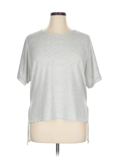 Pre-owned World Market Short Sleeve T-shirt In Gray