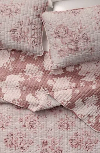 Woven & Weft Floral Scalloped Cotton Quilt & Sham Set In Dusty Rose