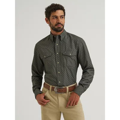 Wrangler All Terrain Gear Men's Performance Print Shirt In Deep Depth In Green