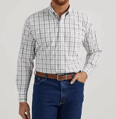 Wrangler George Strait Plaid Shirt In White/grey In Multi