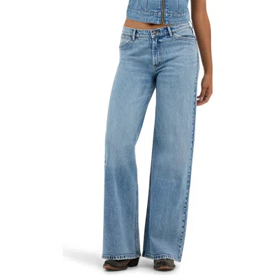 Wrangler Low Rise Baggy Jeans In Dallas