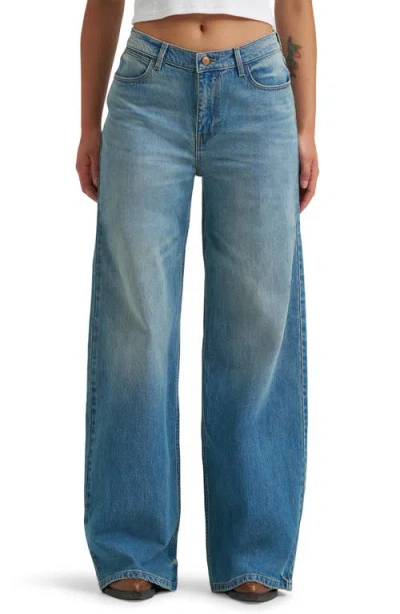 Wrangler Low Rise Baggy Wide Leg Jeans In Blue