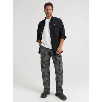 Wrangler ® Men's Comfort Flex Waist Cargo Pant In Anthracite Camo In Multi
