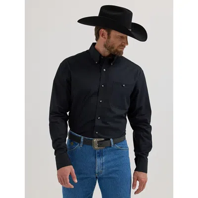 Wrangler Men's George Strait & ® National Patriot™ Button Down Solid Shirt In Black