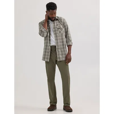 Wrangler Men's Outdoor Chino Pant In Dusty Olive In Green