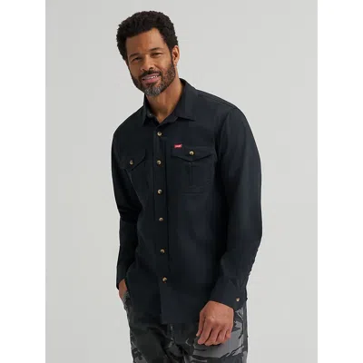 Wrangler Men's Relaxed Fit Stretch Shirt In Black