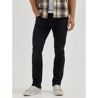 Wrangler Men's Unlimited Comfort Flex Waist Tapered Jean In Watts In Black