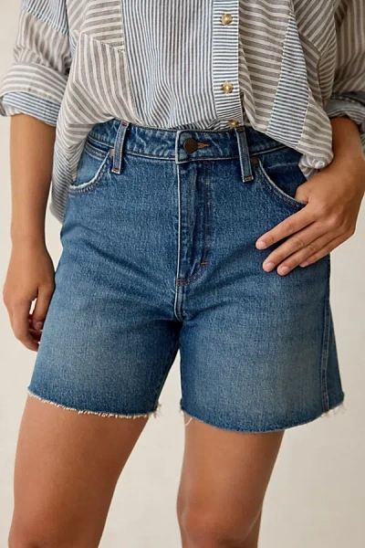 Wrangler Mid-length Cowboy Denim Short In Summer Haze, Women's At Urban Outfitters In Blue