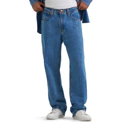 Wrangler Relaxed Leg Mid Rise Jeans In Cowboy Fade