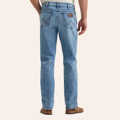 Wrangler Retro Men's Light Wash Slim Straight Leg Jeans In Blue