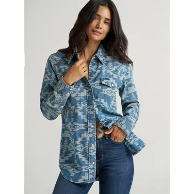 Wrangler Women's Geometric Cowboy Snap Shirt In Light Wash In Blue