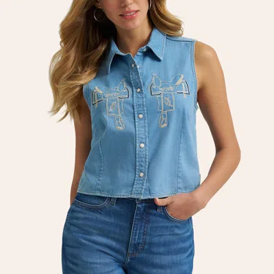 Wrangler Women's Light Wash Denim Saddle Embroidered Sleeveless Pearl Snap Shirt In Blue