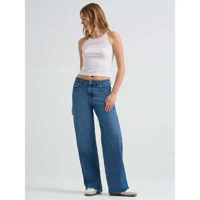Wrangler Women's Loose Straight Jean In Sparrow In Blue