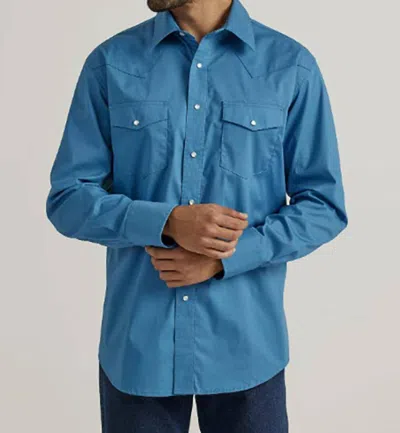 Wrangler Wrinkle Resist Solid Snap Western Shirt In Blue