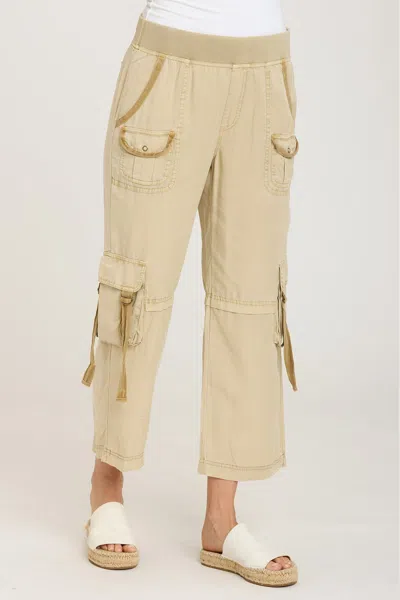 Xcvi Bazel Crop In Beige