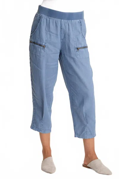 XCVI CAMDEN LINEN TAPERED CROP PANT IN PACIFIC PIGMENT