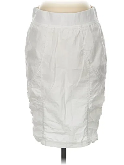 Pre-owned Xcvi Casual Skirt In White