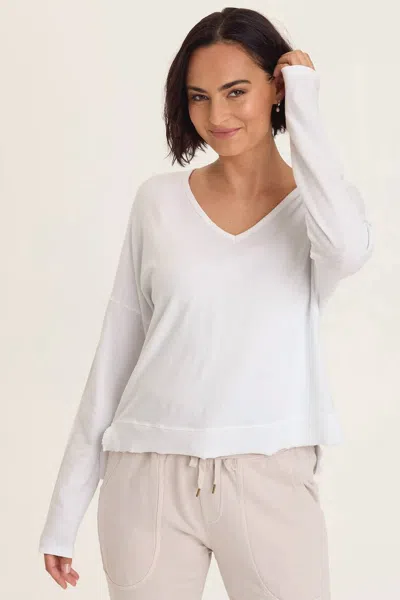 Xcvi Odilia Long Sleeve Tee In White