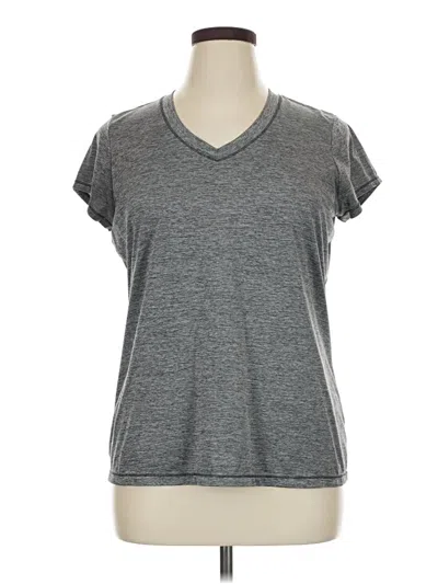 Pre-owned Xersion Active T-shirt In Gray