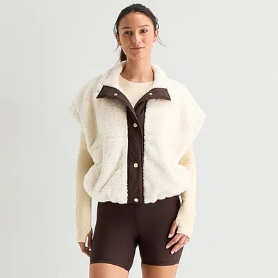 Xersion Fleece Vest In White