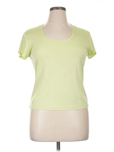 Pre-owned Xhilaration Active T-shirt In Green