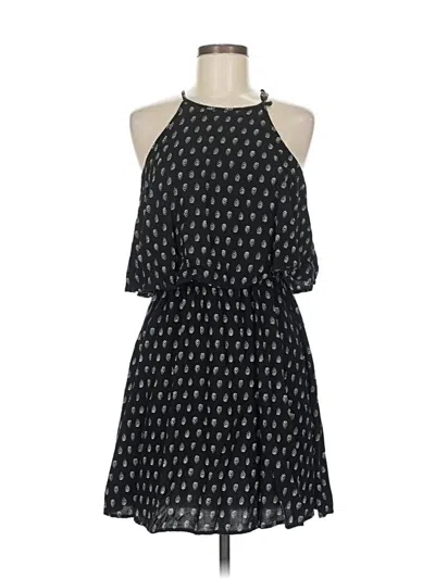 Pre-owned Xhilaration Casual Dress In Black