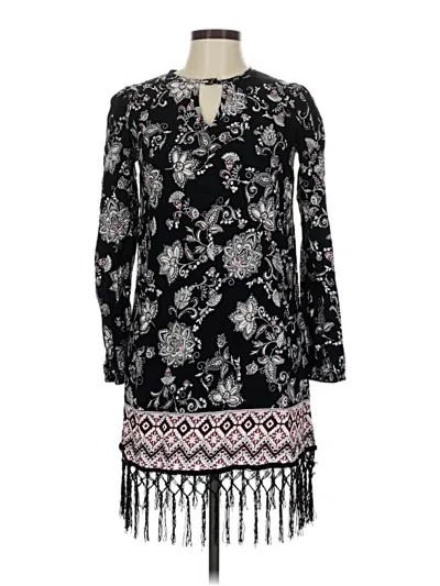 Pre-owned Xhilaration Casual Dress In Black