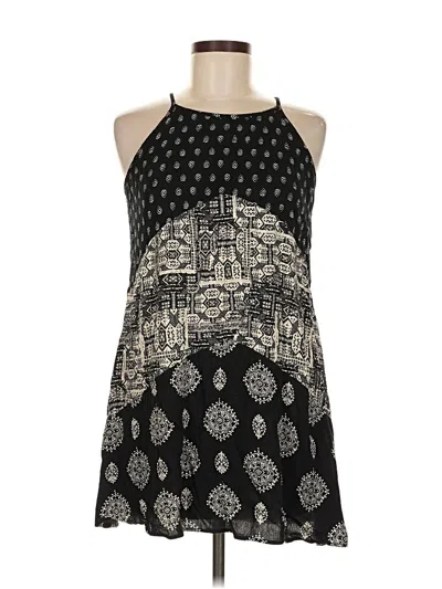Pre-owned Xhilaration Casual Dress In Black
