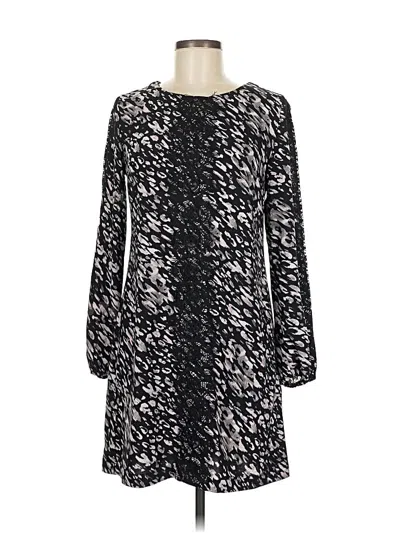 Pre-owned Xhilaration Casual Dress In Black