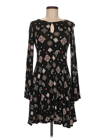 Pre-owned Xhilaration Casual Dress In Black