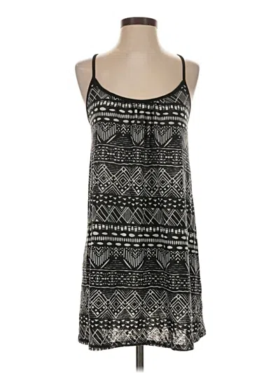 Pre-owned Xhilaration Casual Dress In Black