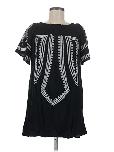 Pre-owned Xhilaration Casual Dress In Black