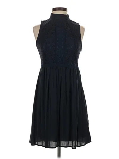 Pre-owned Xhilaration Casual Dress In Black