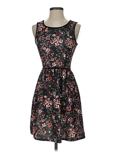 Pre-owned Xhilaration Casual Dress In Black