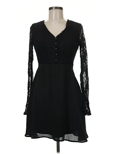 Pre-owned Xhilaration Casual Dress In Black