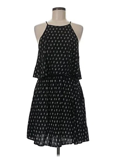 Pre-owned Xhilaration Casual Dress In Black