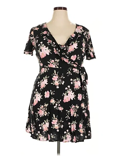 Pre-owned Xhilaration Casual Dress In Black