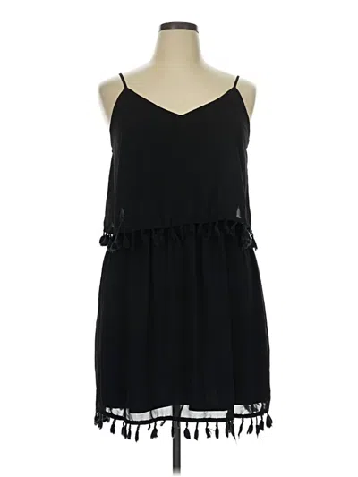 Pre-owned Xhilaration Casual Dress In Black